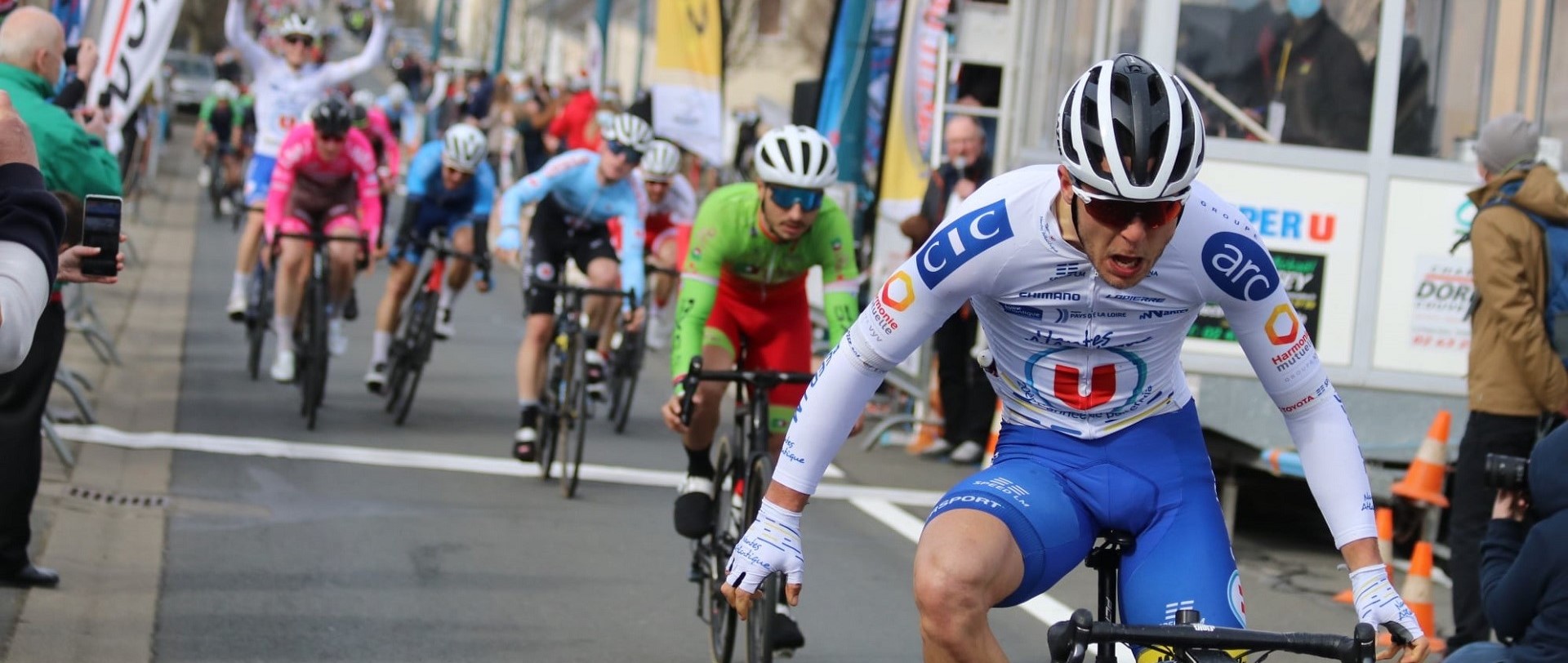 Victoire de Damien Ridel à Parigné-l’Evêque - UCNA